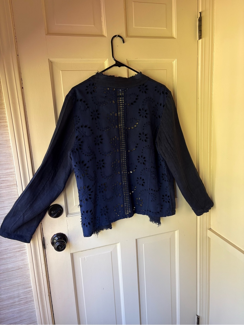 Tempo Paris Navy Frayed-Edge Single Button Blazer, 100% Linen - Picture 2 of 8
